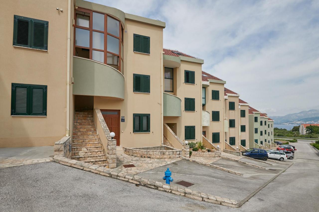 Apartments Lucia Цавтат Экстерьер фото